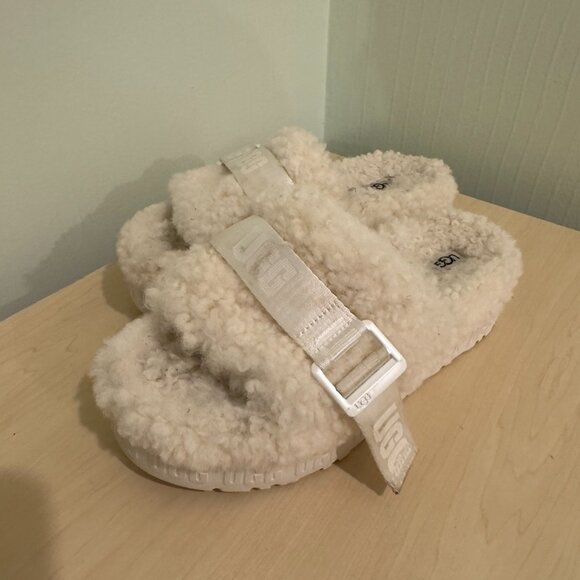 UGG Fluffita Shearling Platform Slippers – Cream | Size 8 | Gently Used - Picture 4 of 12